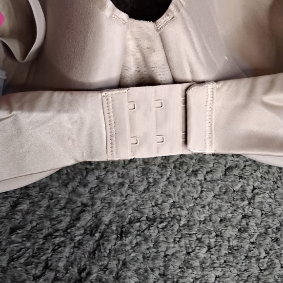 Maidenform push up bra, 38D - Picture 5 of 7